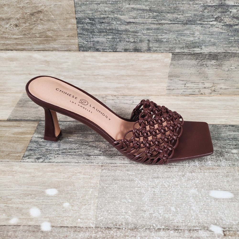 Chinese Laundry Yazzie Womens Sandals Sz 9 M Brown Woven Leather Slip On Heeled